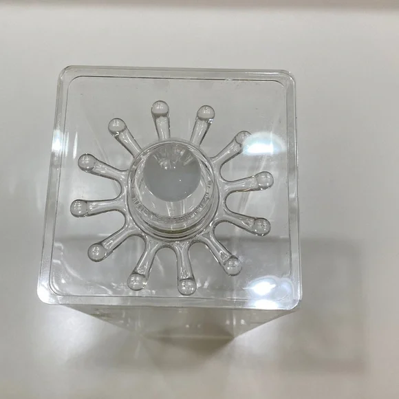 Clear Acrylic Necklace 14inch Display Box - Picture 2 of 4